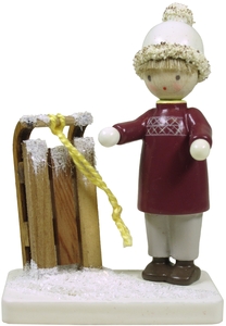 Flade Junge mit Schlitten  (Flade 5426) Junge mit Schlitten